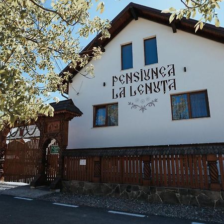 Pensiunea La Lenuta Onceşti Eksteriør bilde